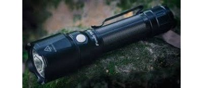 Тактический фонарь Fenix TK22 v2.0